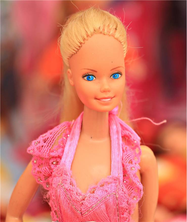 Widerstand Schrumpfen Mitwirkender Original Barbie Geschicklichkeit Verwirrt Müll